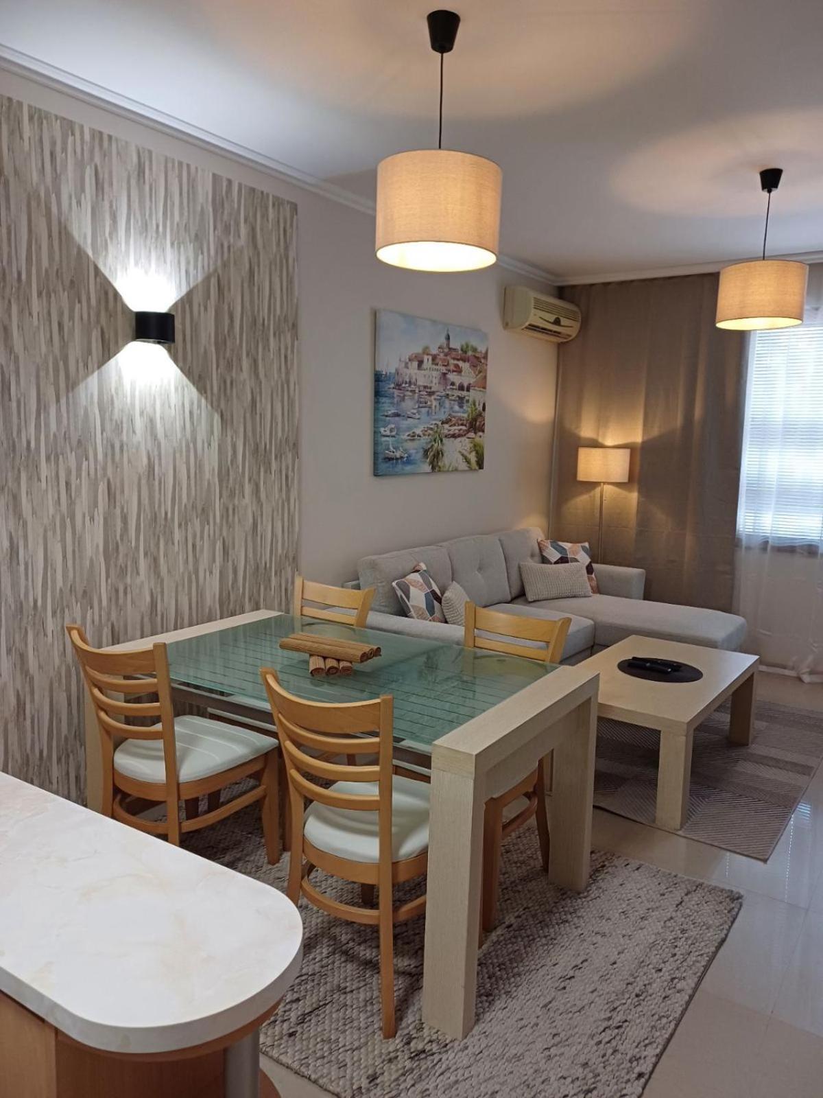 Lighthouse 1bedroom GeC apartment B203 Baltsjik Buitenkant foto