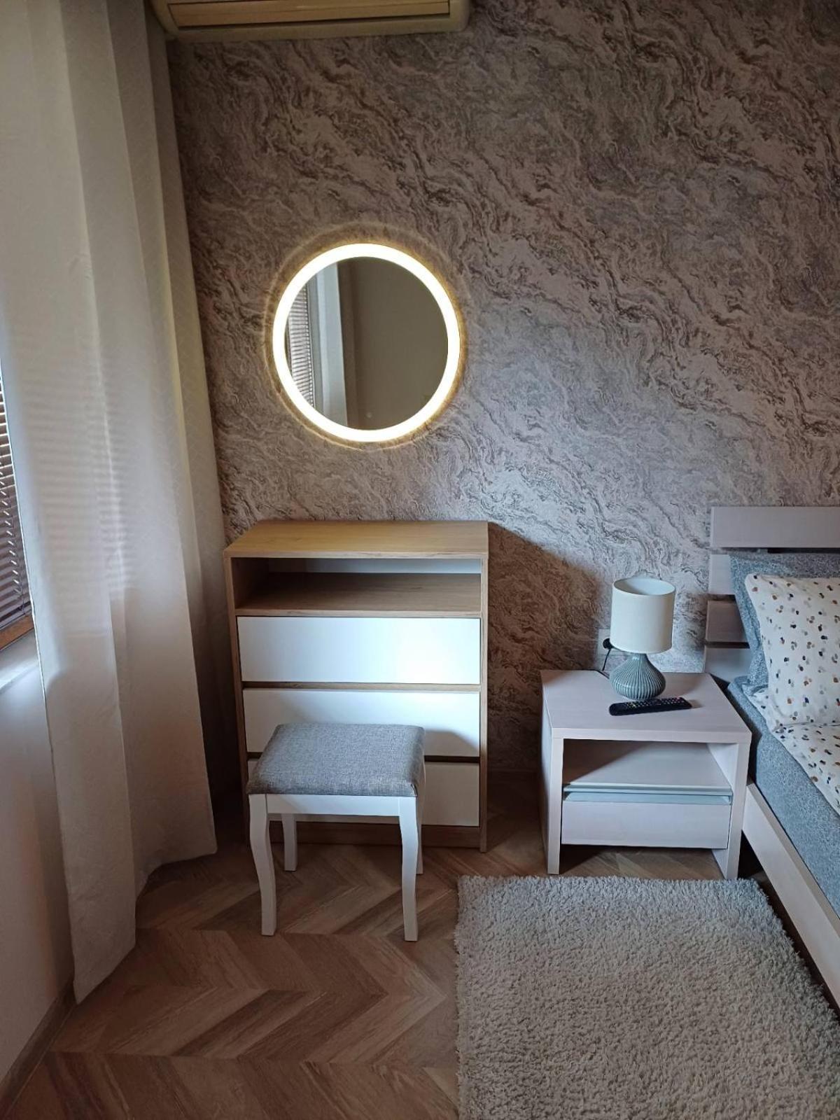 Lighthouse 1bedroom GeC apartment B203 Baltsjik Buitenkant foto